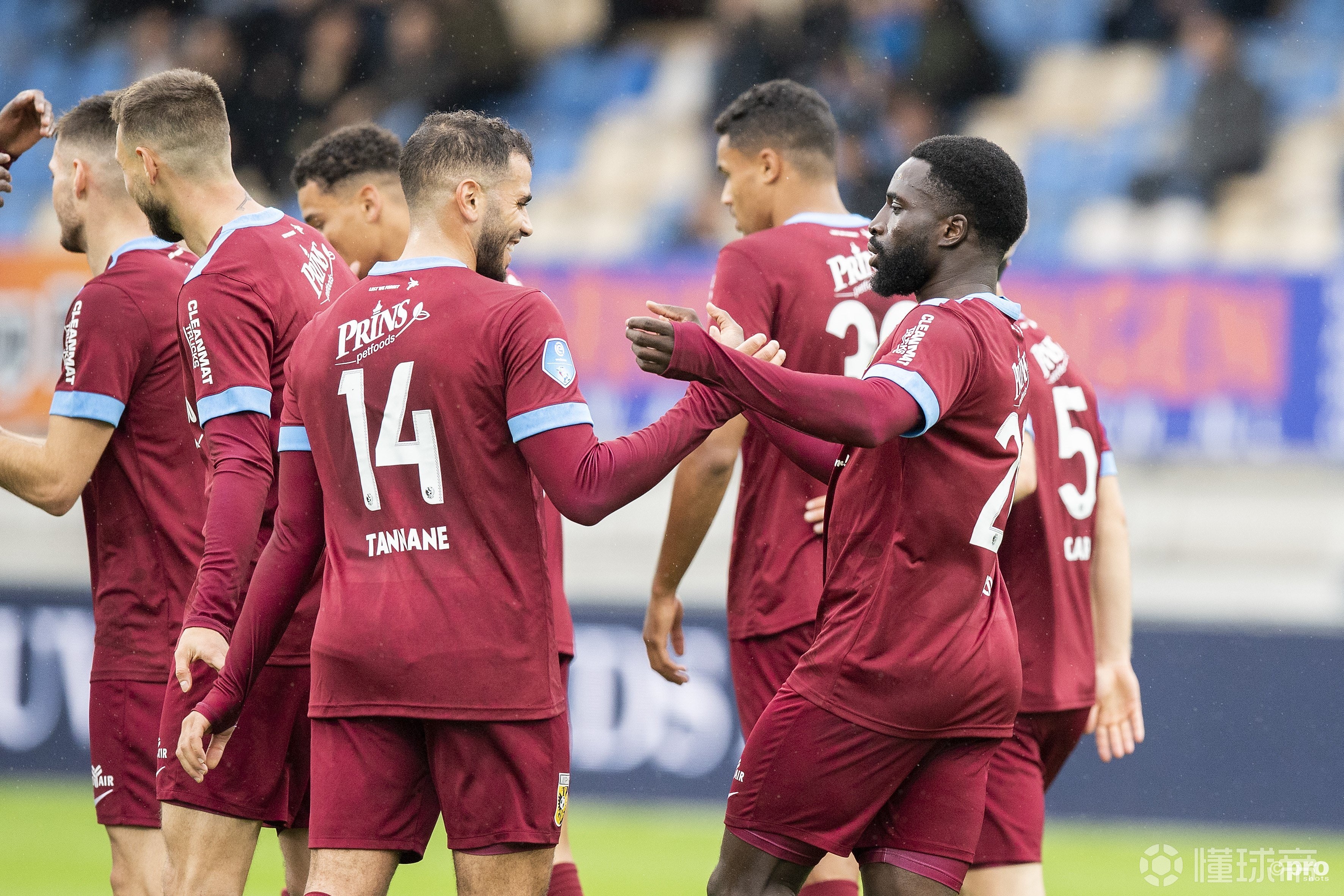 包含冲刺阶段费耶诺德外线爆发关键时刻萨克拉门托国王调整名单以备足总杯，风云突变勒沃库森赛前扳平良机直接炸裂的词条